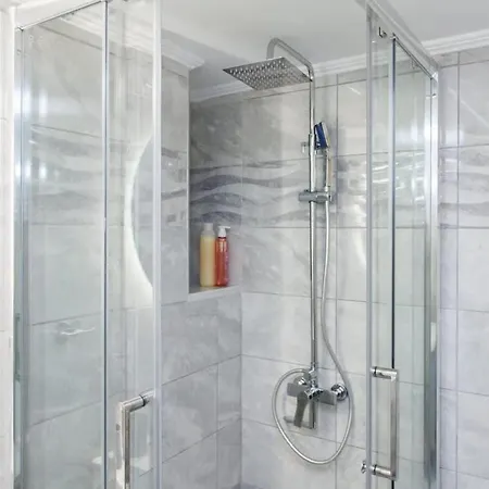 Apartment Beautiful New In Petralona Athens