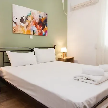Beautiful New In Petralona Apartment